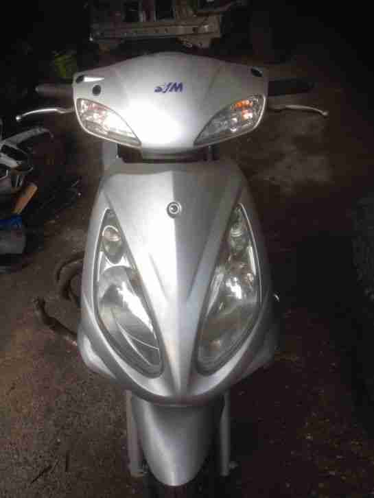 Motor Roller Sym 50 ccm an Bastler Defekt