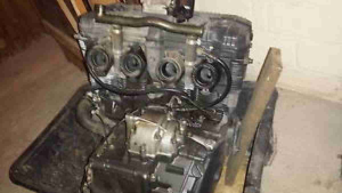 Motor Suzuki GSXR 750 GR7BB