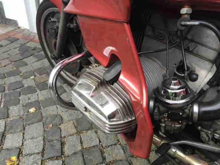 Motorrad BMW 80RT rot mit verchromten Zylinder, Motor und Vergaserdeckel