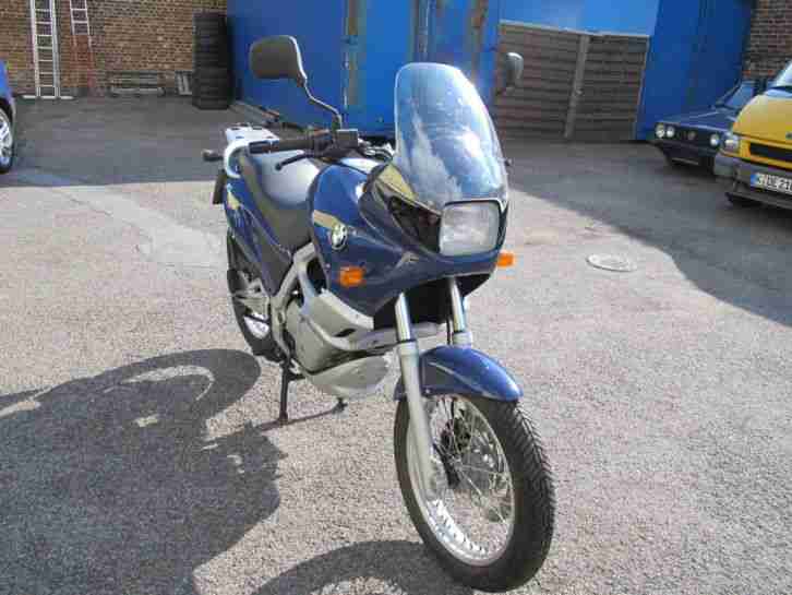 Motorrad BMW F 650 ST 1. Hand mit nur 9000 km Schönwetterfahrerin