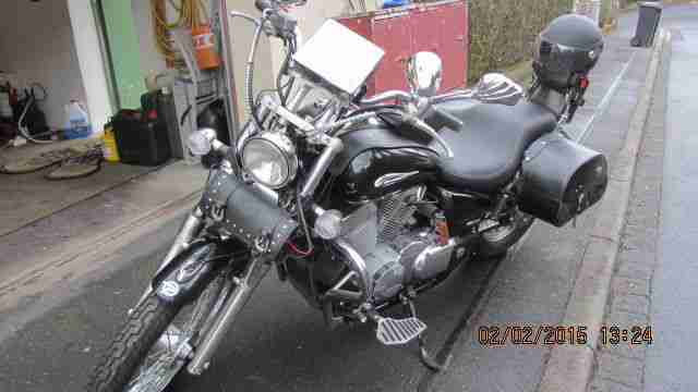 Motorrad Chopper Honda Shadow VT 750 C2 4280km wie neu