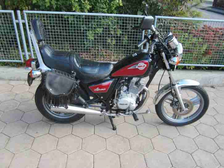 Motorrad, Daelim Chopper VC 125 F