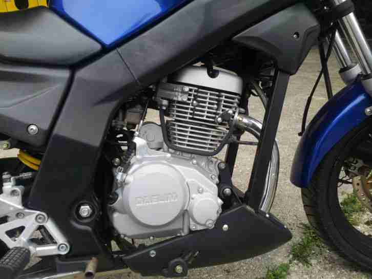 Motorrad Daelim Roadwin / VJ125 Top zustand NEU TÜV bis 8/2016 Bj 2007 Blau mita