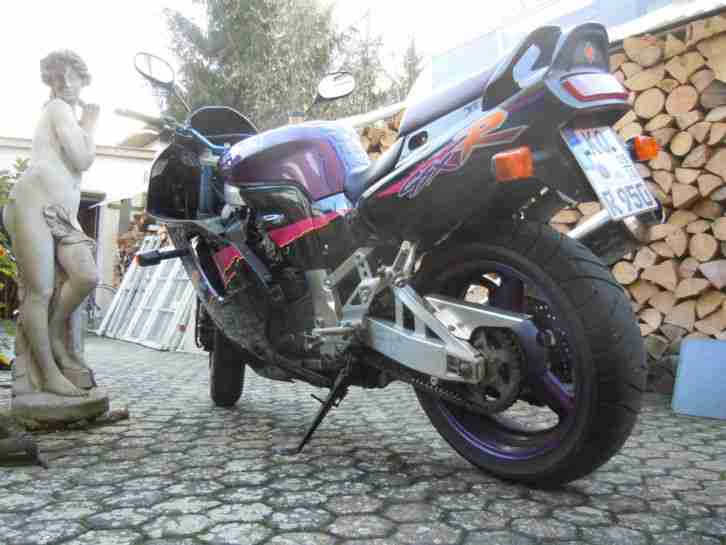 Motorrad GSX R 750 Umbau zum Superbike