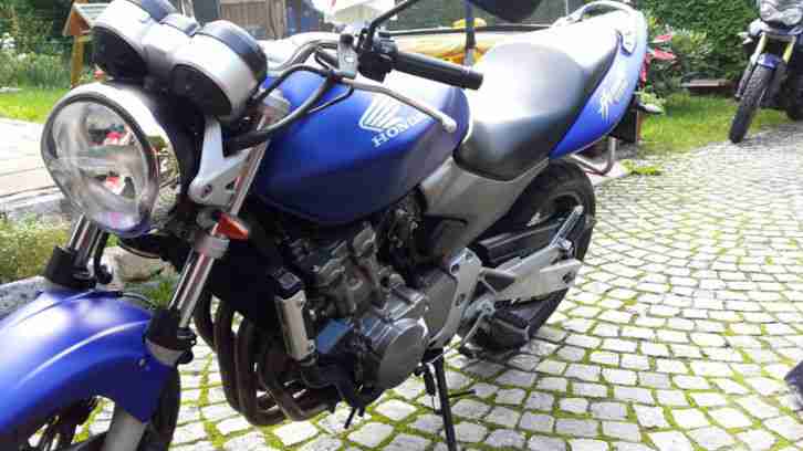 Motorrad HONDA HORNET 600