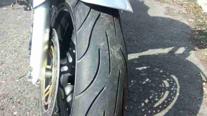 Motorrad HONDA HORNET CB 600 F CBF 600 PC36 + Motorradkombi Streetfighter !!!