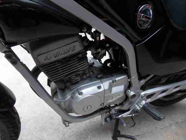 Motorrad HYOSUNG 125