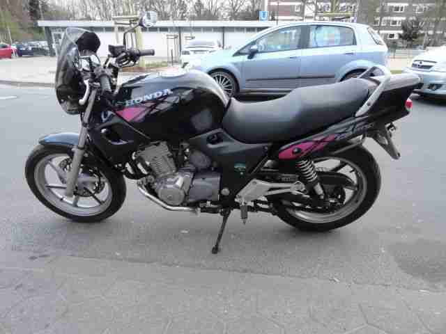 Motorrad CB 500 mit Tüv