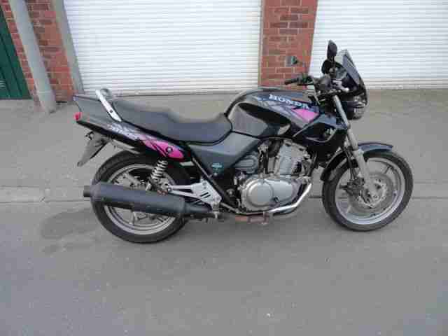 Motorrad Honda CB 500 mit Tüv