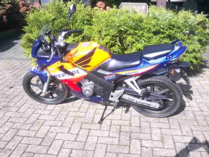 Motorrad Honda CBR 125SR - sehr guter Zustand - wenig km - GELEGENHEIT