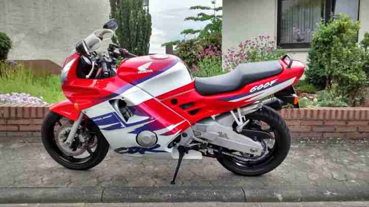 Motorrad Honda CBR 600F Typ PC 25