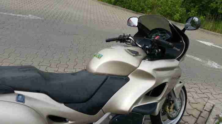 Motorrad Honda Deauville NTV 650 RC47