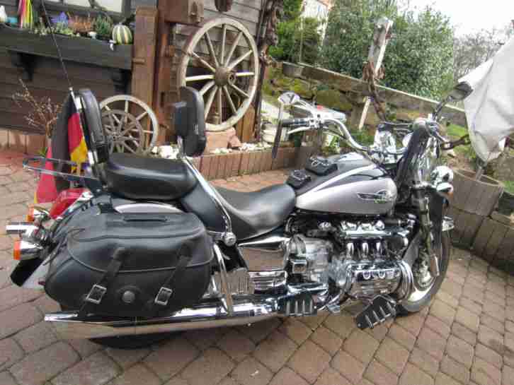 Motorrad Honda F6 ! Anbauteilen in Chrom-Beleuchtung! TÜV -AU Neu! NEU Bereift !