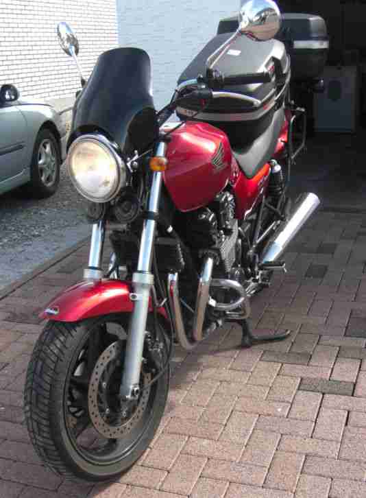 Motorrad SevenFifty BJ. 2002