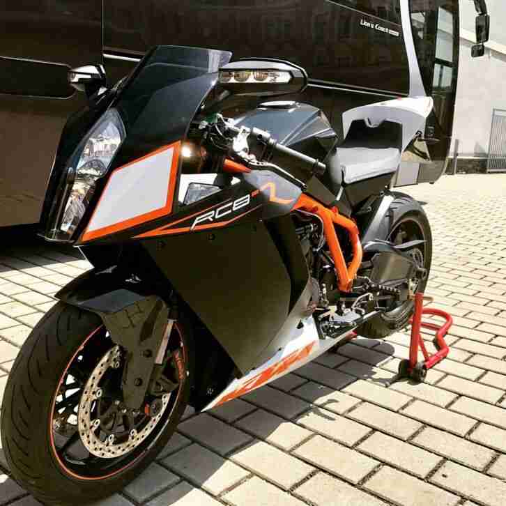Motorrad KTM RC8R