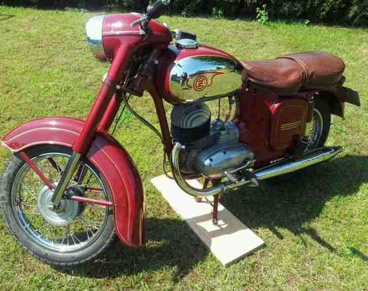 Motorrad Oldtimer JAWA