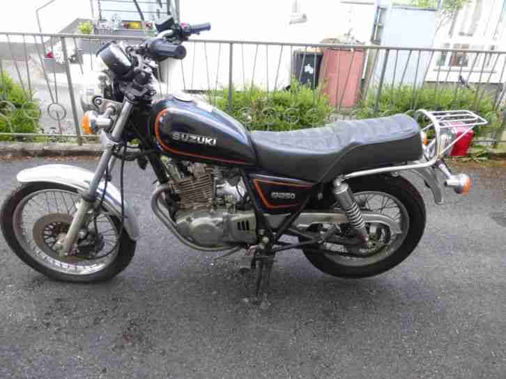 Motorrad GN 250E 13 KW. 12.252 km.