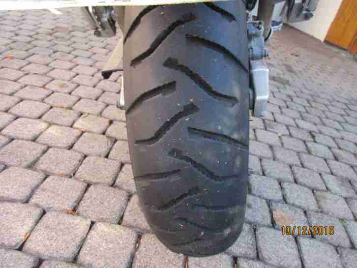 Motorrad Susuki V Strom 1000