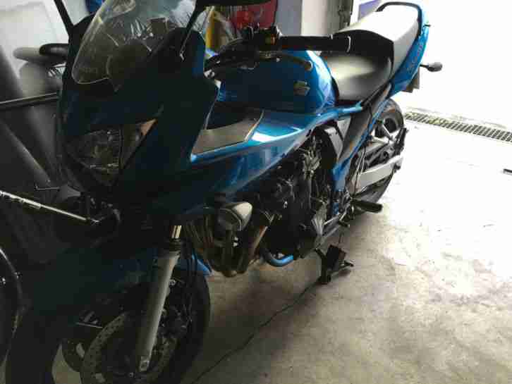 Motorrad Suzuki Bandit GSF650A ABS Hauptständer 12V Neue Reifen Digital Tacho