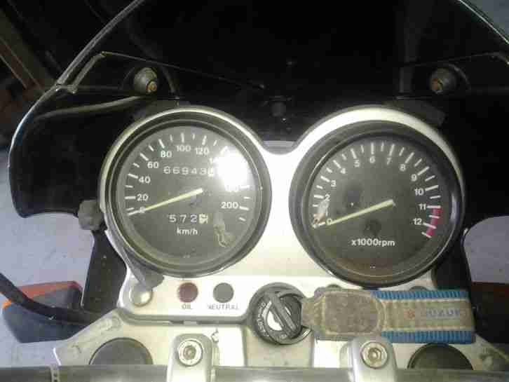 Motorrad Suzuki GS 500 E, Scheunenfund mit Schlüssel, Ersatzteilträger