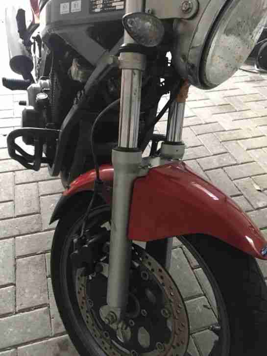 Motorrad Suzuki GS500E an Bastler