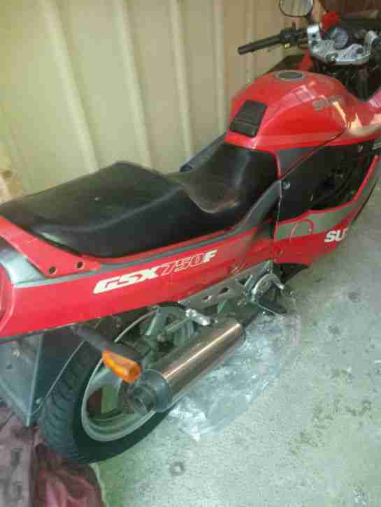 Motorrad Suzuki GSX 750 F