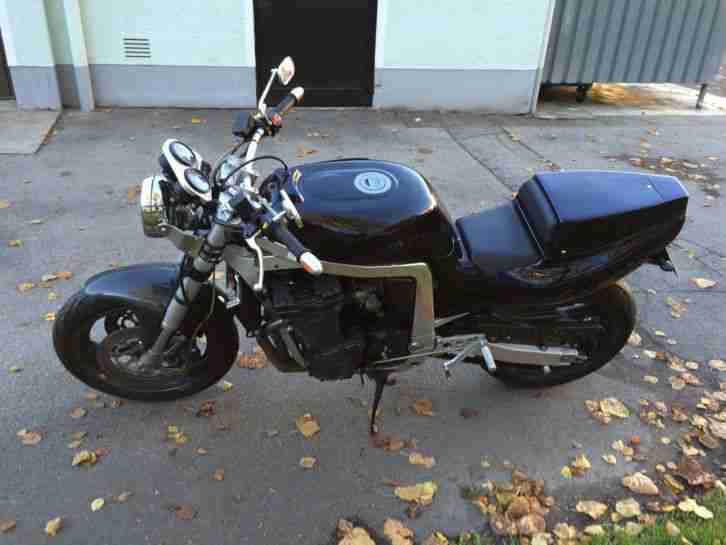 Motorrad Suzuki GSXR 1100 Streetfighter BJ 91