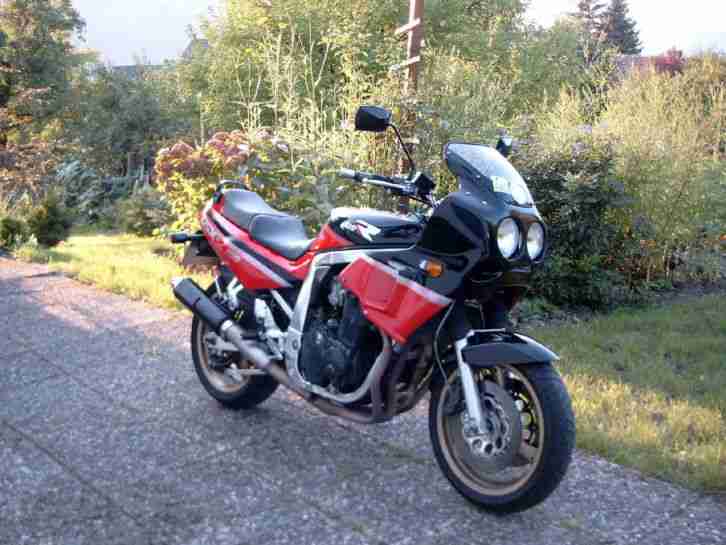 Motorrad GSXR1100 GV73C Bj1989 EZ1990