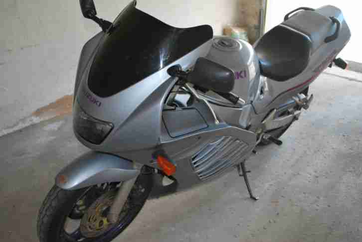 Motorrad Suzuki RF