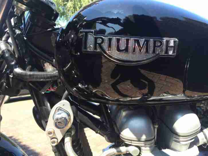 Motorrad Triumph Bonneville