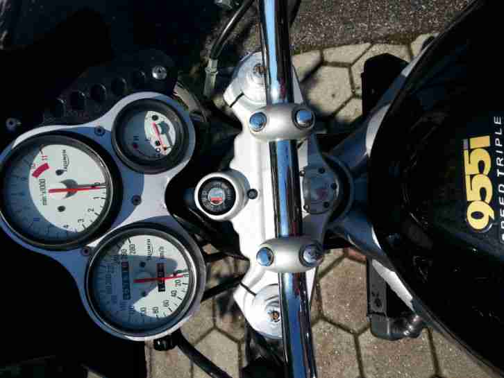 Motorrad Triumph Speed