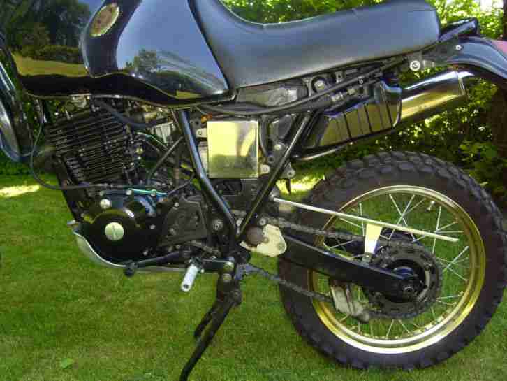 Motorrad, XT 600, Modell 43 f, Bj. 84, Motorleistung 5.000 km, Komplettumbau