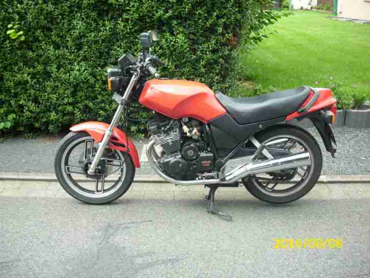 Motorrad YAMAHA XS400 Oldtimer erst 47 TKm