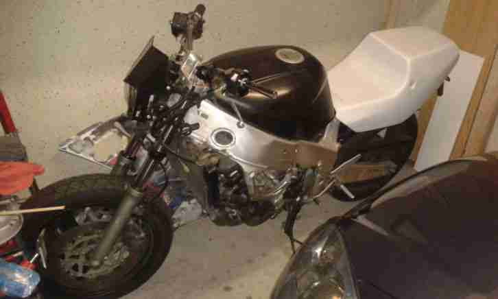 Motorrad Yamaha FZR