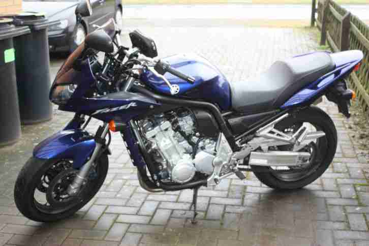 Motorrad Yamaha FZS1000