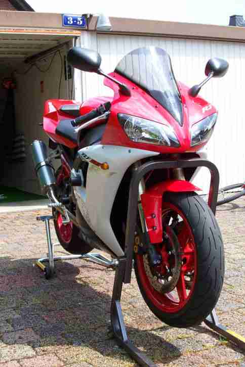 Motorrad Yamaha R 1 RN09