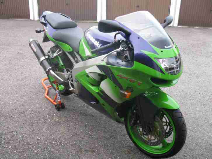 Motorrad ZX6R Bj.1999 1 vorb.110PS 43.000 tüv 8/17 top Zustand, Micron carbon
