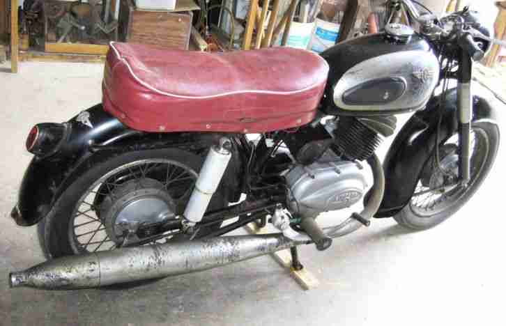 Motorrad Zündapp 200S Oldtimer von 1955