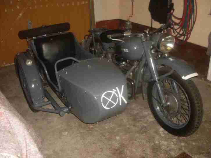 Motorradgespann Gespann 72 Molotov URAL Dnepr Oldtimer