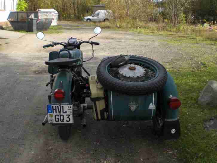 Motorradgespann Ural M72