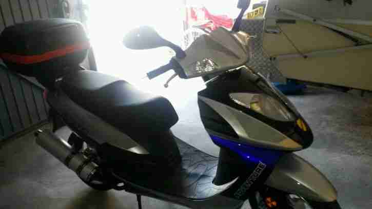 Motorroller 125 Benero Adventure