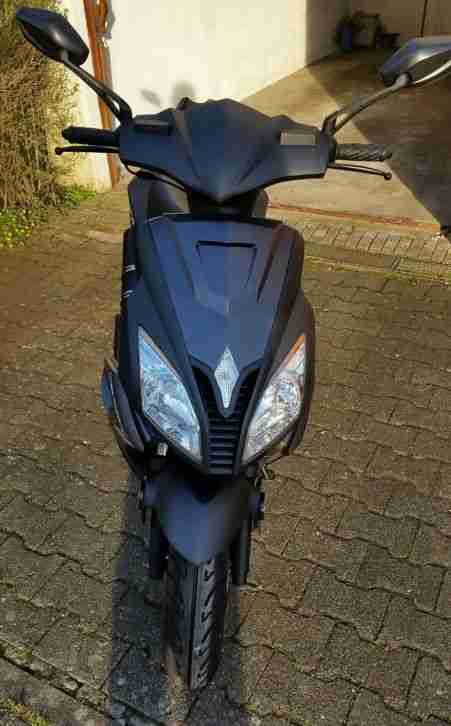 Motorroller 125 ccm Schwarz matt-Neuwertig!-TOP!!