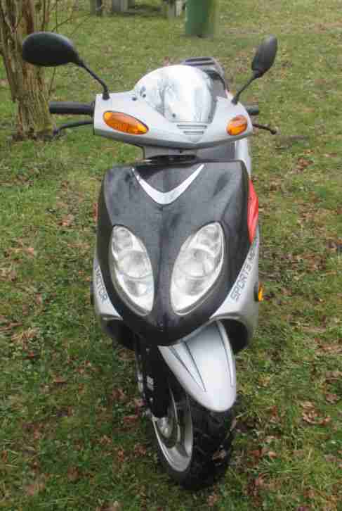 Motorroller 150 ccm + wenig gelaufen + Viertakter + schön