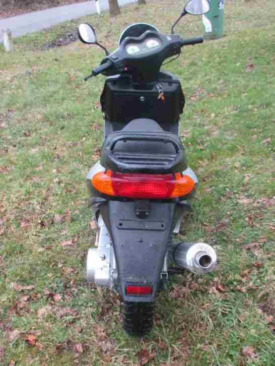 Motorroller 150 ccm + wenig gelaufen + Viertakter + schön