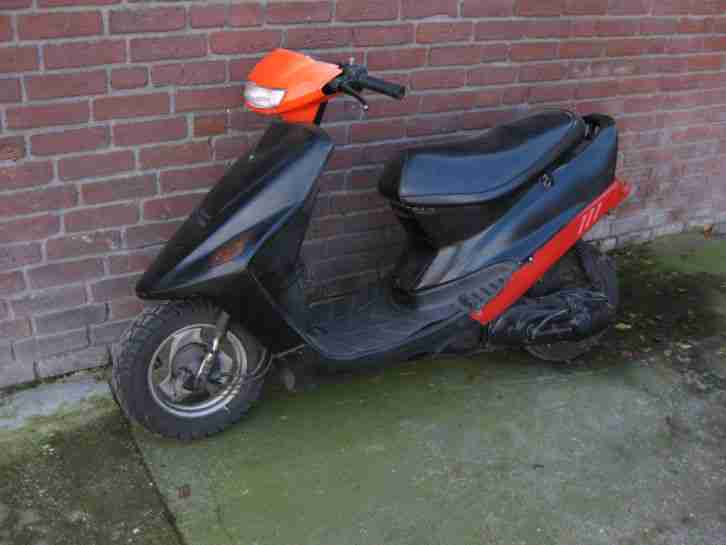 Motorroller 49 ccm. 50 kmh