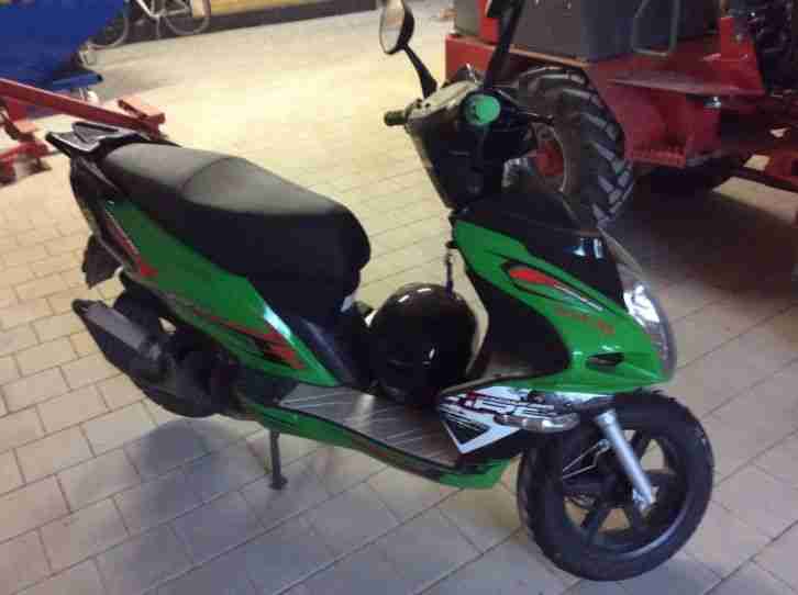 Motorroller 49ccm Roller