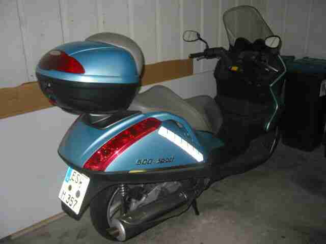 Motorroller---Aprilia Atlantic 500--------------TOP Zustand----lesen