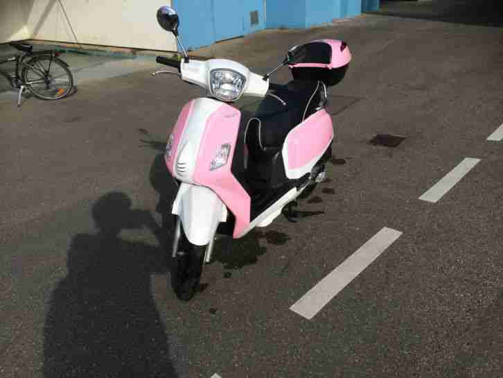 Motorroller - Explorer Candy 50 Motorroller rosa-weiß TOP guter Zustand wie NEU