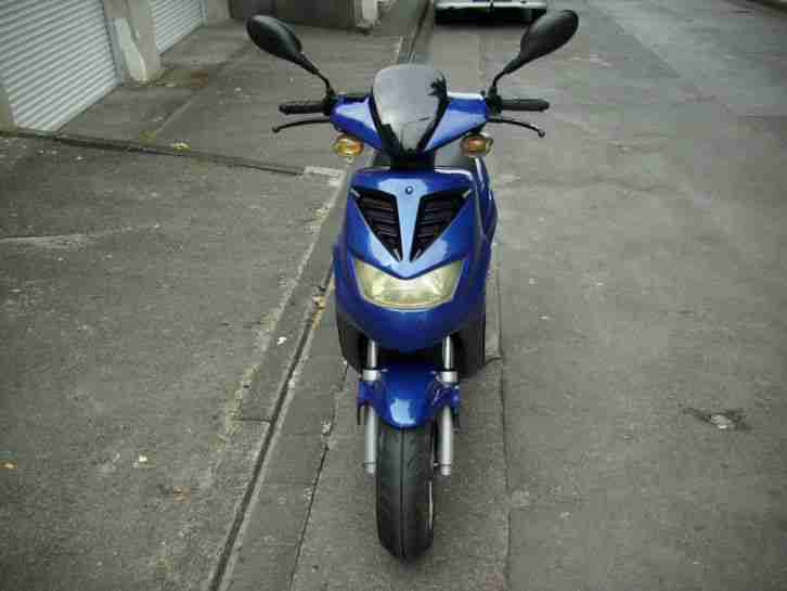 Motorroller Explorer Spin GE50