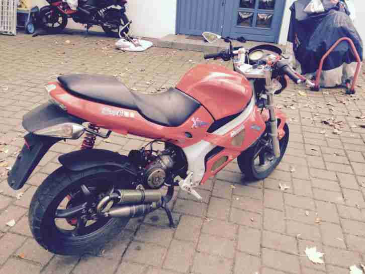 Motorroller Gilera DNA 50 Tuning Malossi Polini Athena Stage6